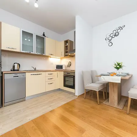Alora Apartment